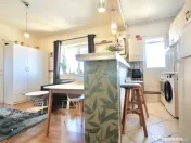 DOROBANTI, CAPITALE-LONDRA, STUDIO COCHET, MOBILAT COMPLET 