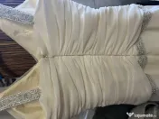 Rochie mireasa-ocazie 