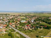 FILM! 2.000 mp teren intravilan, cu utilitati, apreciabil ar 