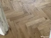 Montaj parchet scări plinta 