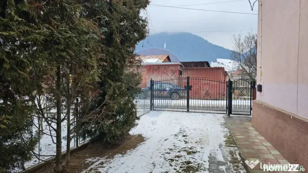 Casă / Vilă de vânzare în Campulung Moldovenesc, Suceava