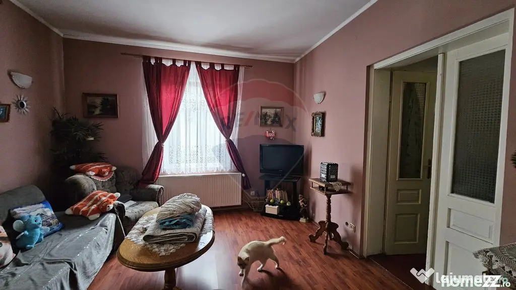 Casă / Vilă de vânzare în Campulung Moldovenesc, Suceava