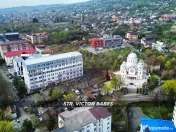 Apartament 3 camere, doua niveluri, compartimentare unica... 