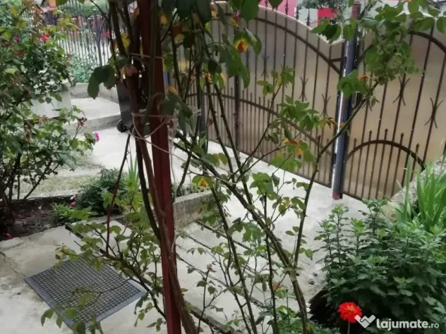 Vând casă cu gradina oportunitate SI de investiție turistica de sezon