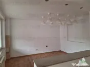 Super pret!! imobil cu 14 camere s p 4 cu 6 locuri de parcar 