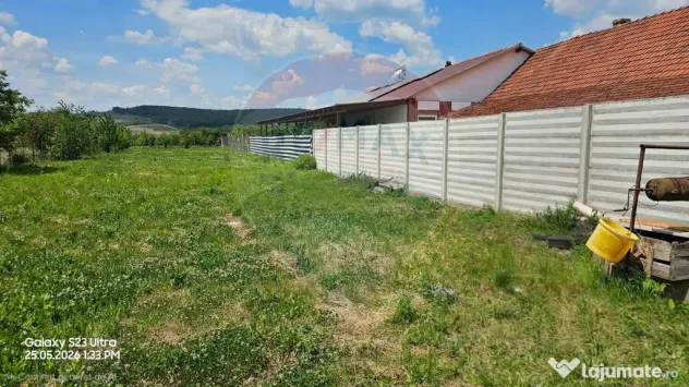 De vânzare teren intravilan 1,186mp Ineu -Strada Princip...