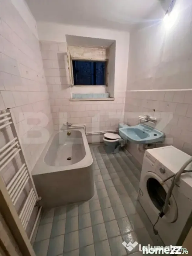 Apartament 65 mp, cabinet/birou, zona centrală