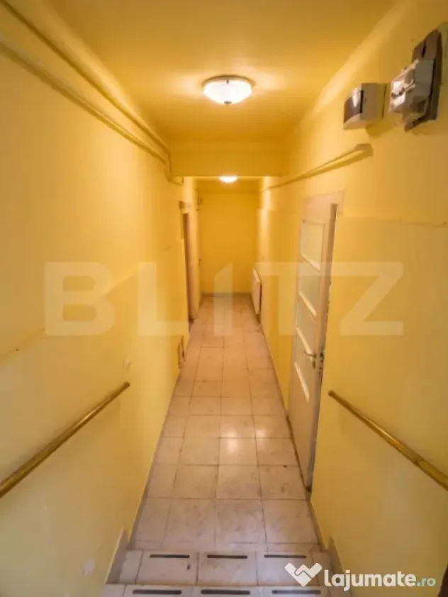 Apartament 65 mp, cabinet/birou, zona centrală