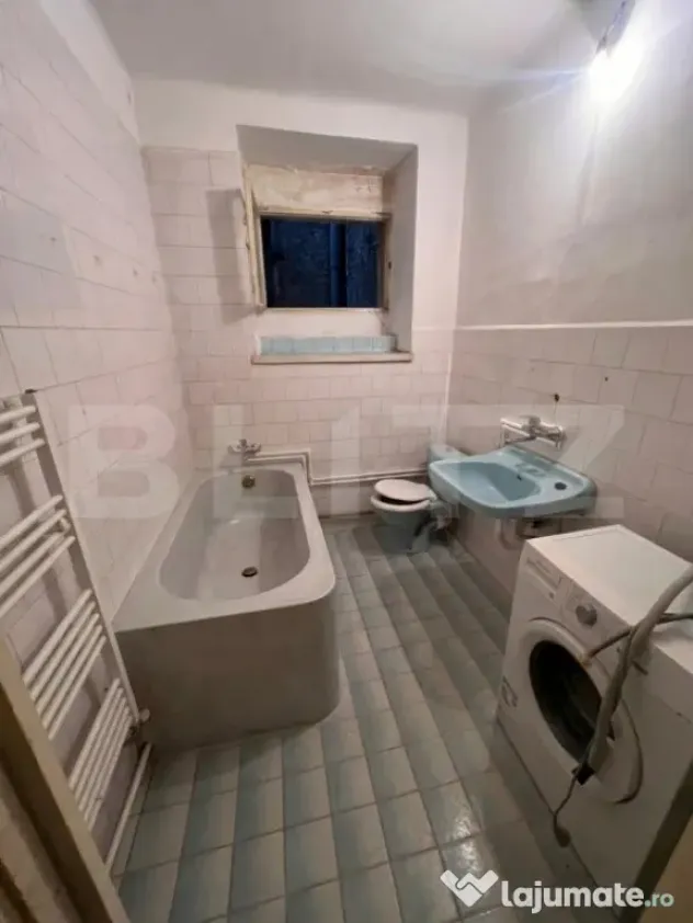 Apartament 65 mp, cabinet/birou, zona centrală