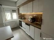 Apartament 3 camere, situat in zona Inel II 