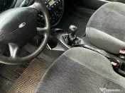 Dezmembrez Ford Focus 