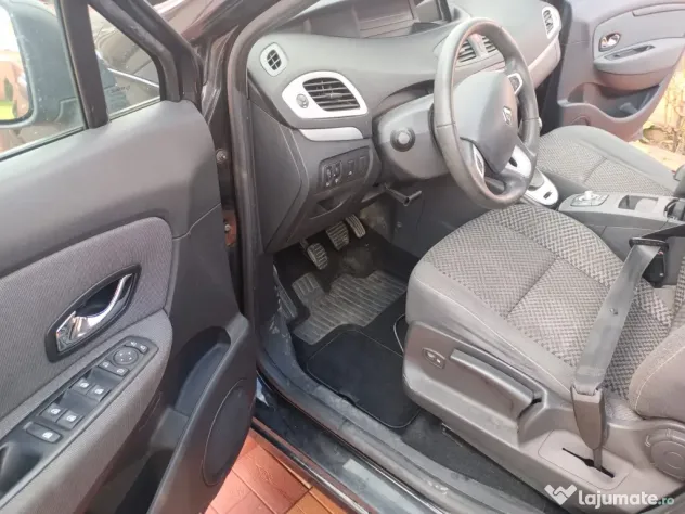 Renault Grand Scenic 1,5dci 110cp, carte de România, 7 locuri, 2011