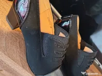 Botine și pantofi de ocazie!
