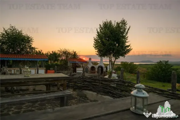 Resort Delta Dunarii | 21 camere | 18 unitati cazare | aproa
