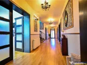 Resedinta distincta, mobilata cu rafinament, pe 1.000 mp ter 