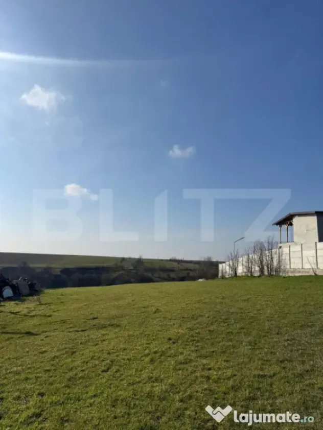 Teren Intravilan Bucovat, Sat Sarbatoarea