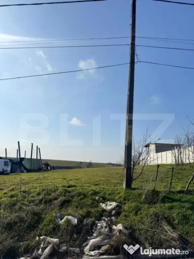 Teren Intravilan Bucovat, Sat Sarbatoarea