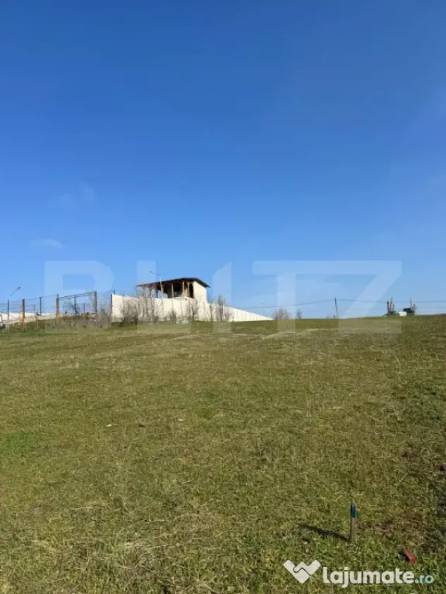 Teren Intravilan Bucovat, Sat Sarbatoarea