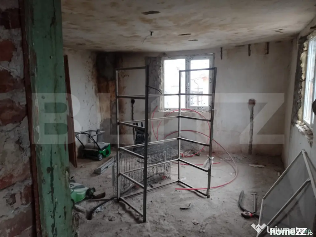 CASAcu ETAJ 178 mp/teren 700 mp proiect HOSTEL BRAZI - Brazi (Prahova)