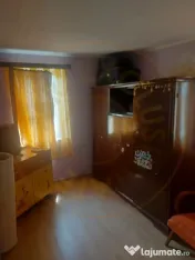 Casa de renovat cu teren 2570 mp in loc. Teiu jud. Arges 