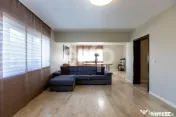 Casă/Vilă duplex cu 5 camere de vânzare, strada 9 Mai- zo