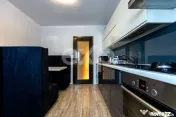 Casă/Vilă duplex cu 5 camere de vânzare, strada 9 Mai- zo
