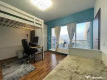 Rasarit de soare 3 camere are ,loc de parcare ,2boxe, titan