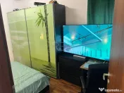 Rasarit de soare 3 camere are ,loc de parcare ,2boxe, titan