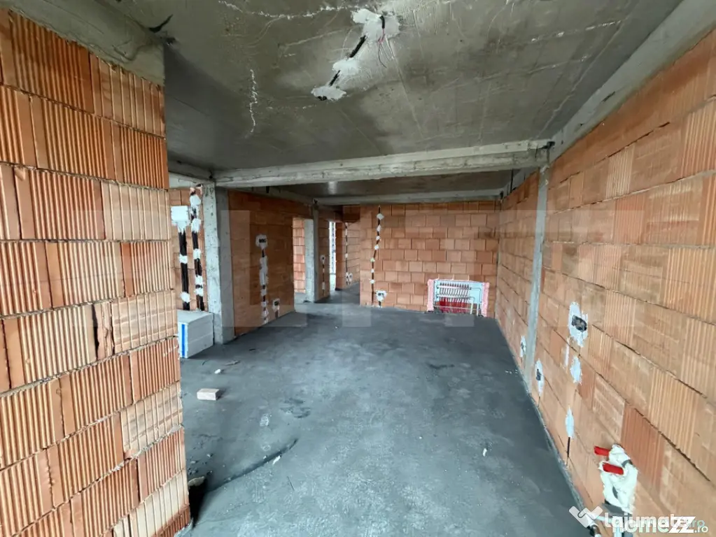 Apartament 3 camere, semifinisat, Zalau - Zalau (Salaj)