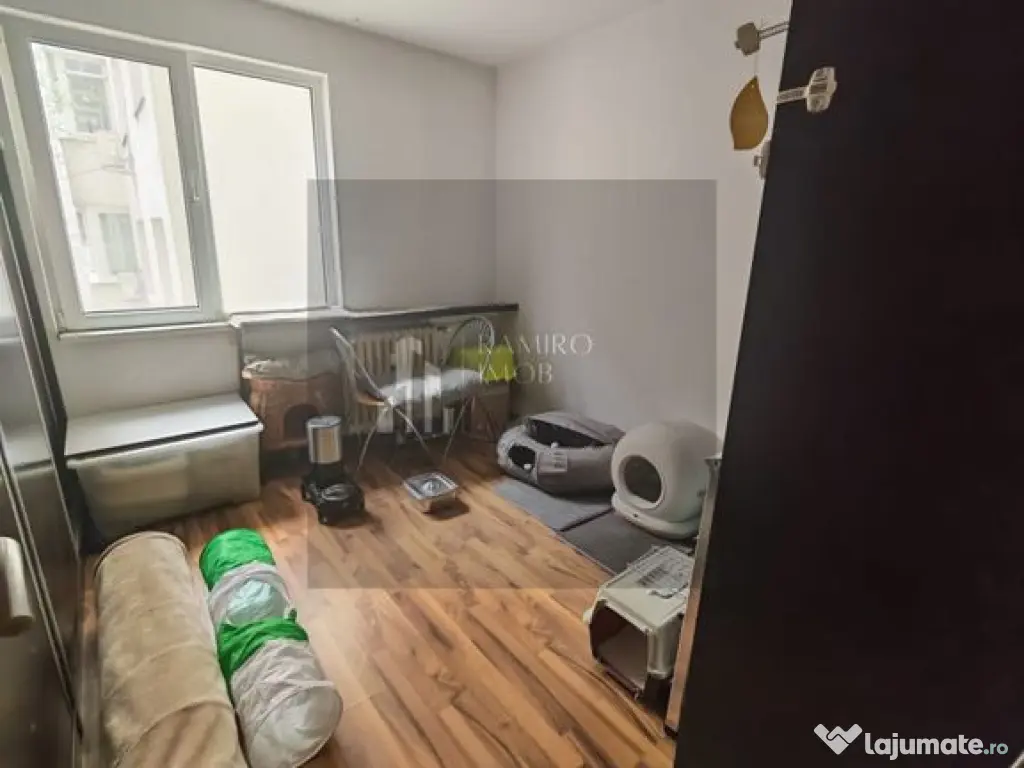 Apartament 3 camere decomandat Anvelopat Etaj 1 Titan