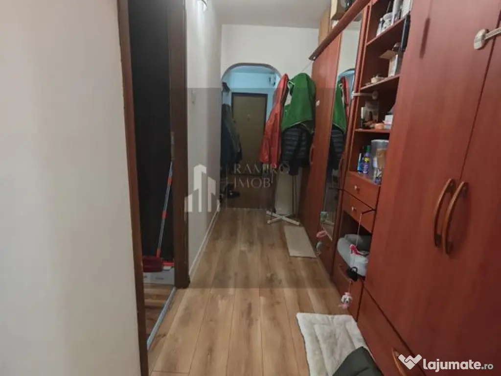 Apartament 3 camere decomandat Anvelopat Etaj 1 Titan