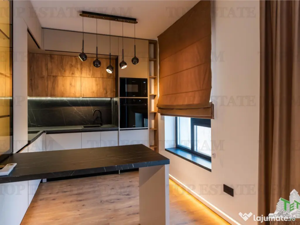 Apartament 3 camere cu terasa 20 mp