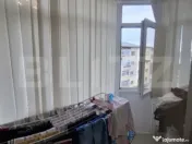 Apartament 3 camere decomandat, etaj 4, balcon, izolat – M 