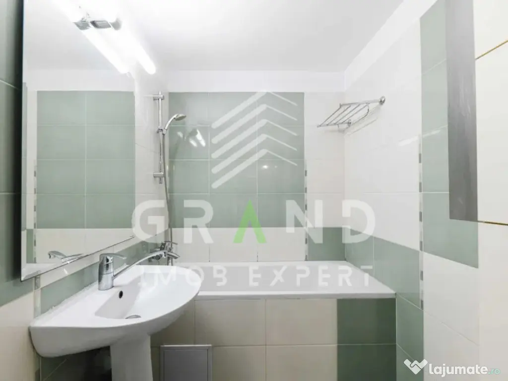 Apartament 4 camere | 2 Balcoane | 2 Bai | Etaj 3 | Parcare