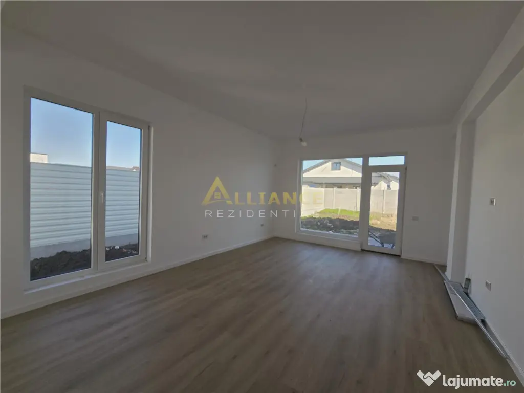 Casa parter- 438mp teren- placa beton- beci- pod