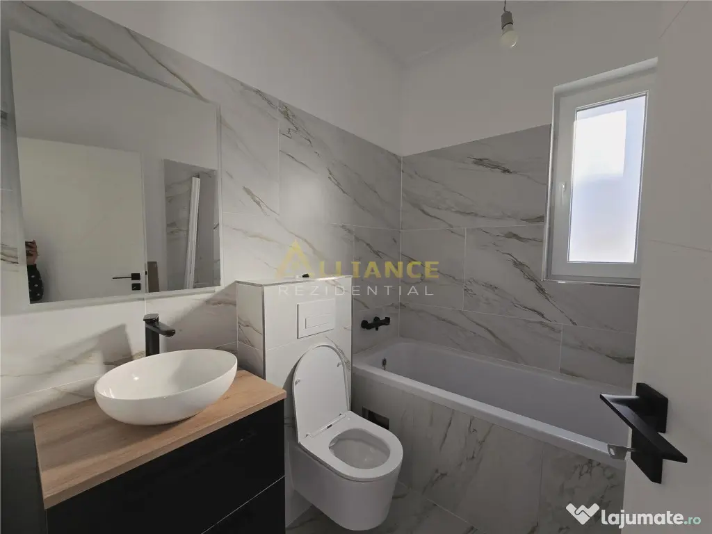 Casa parter- 438mp teren- placa beton- beci- pod