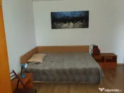 Garsonieră decomandată complet mobilată și utilată, etajul 1 