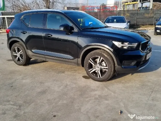Volvo XC 40 T4 Momentum Urgent vând