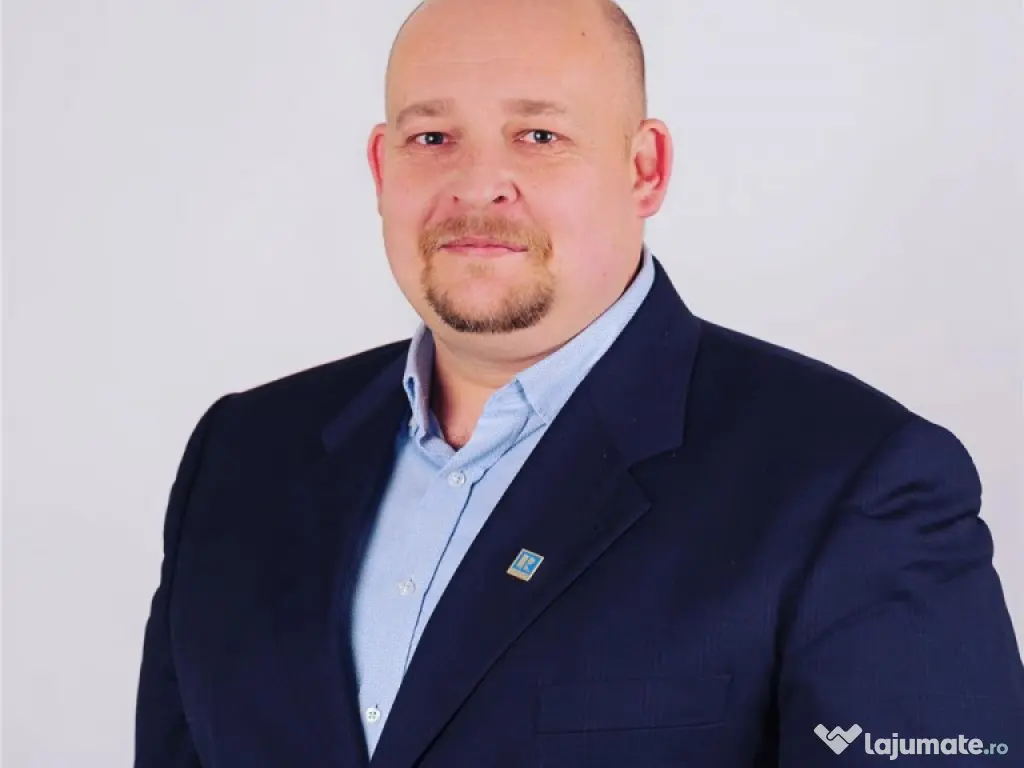 3D!Apartament insorit,spatios,elegant, inconjurat de verdeat