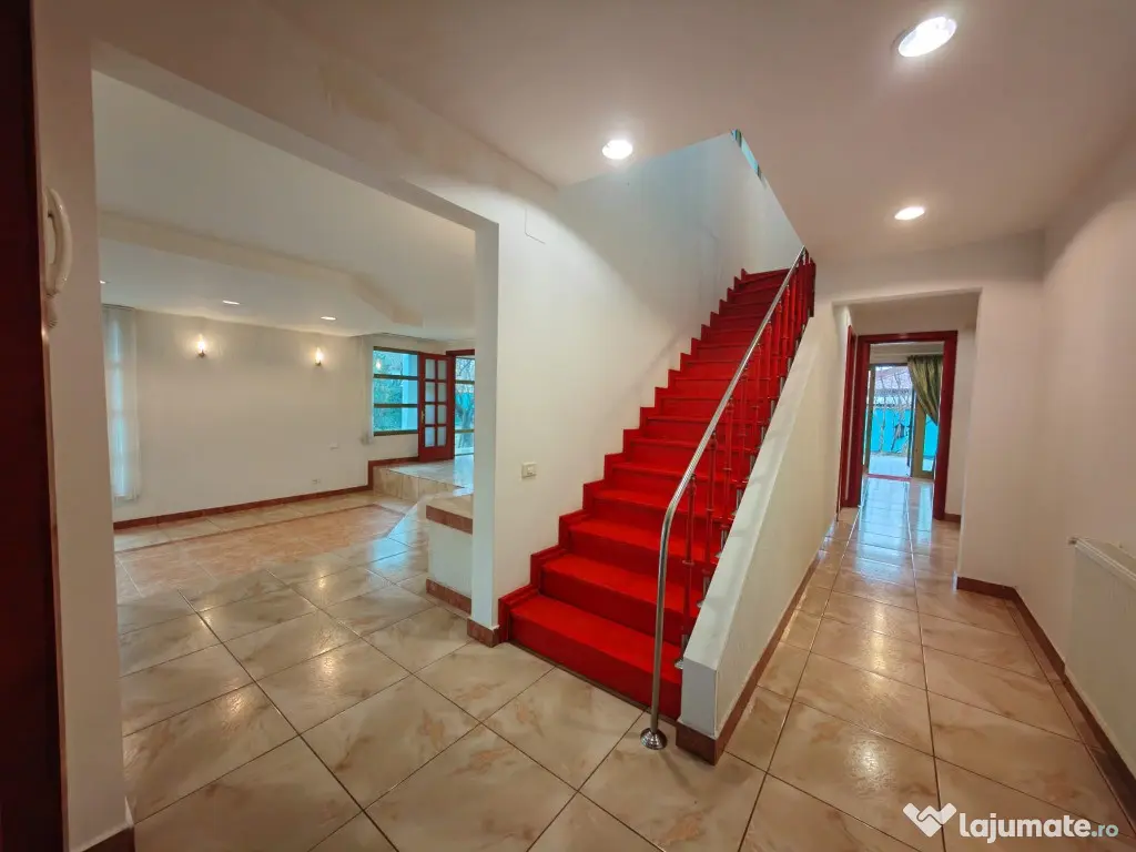 Eforie Sud, proprietate UNICAT, D+P+1, la 200 m de plajă