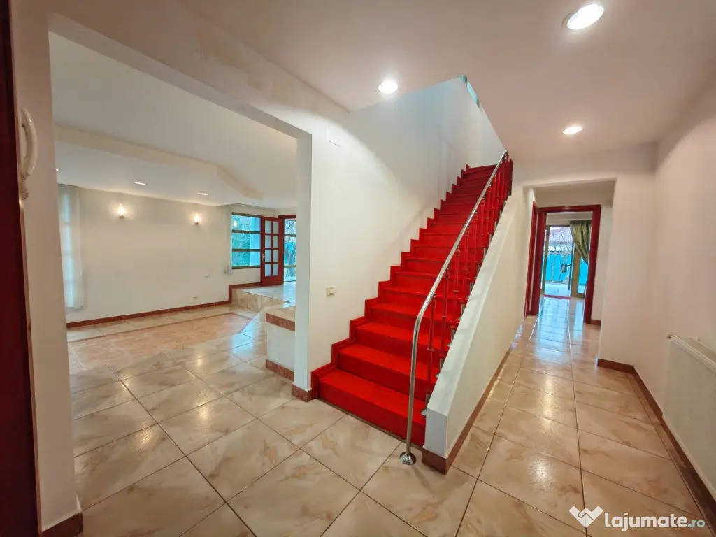 Eforie Sud, proprietate UNICAT, D+P+1, la 200 m de plajă