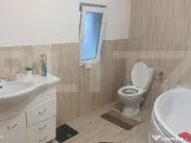 Casă Modernă cu Panouri Solare și Șemineu, la doar 4 km 