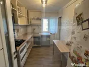Apartament 3 camere Decomandat 72 mp - Zona Soarelui 