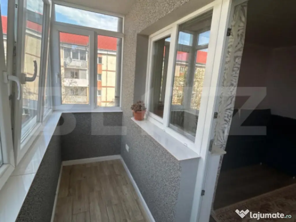 Apartament 3 camere Decomandat 72 mp - Zona Soarelui