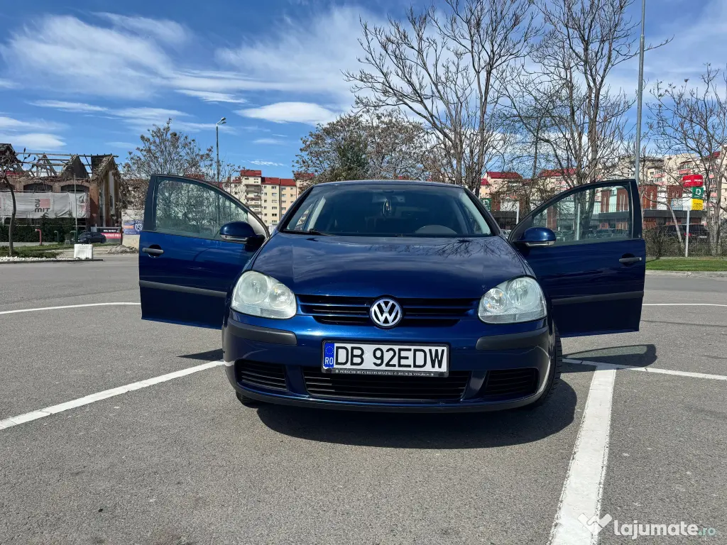 Volkswagen Golf 5 1.6 MPI