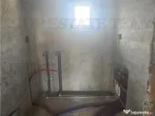 Cladire 240mp cu 2 spatii comerciale la inchiriat in centru 