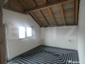Casă modernă cu mansardă în Vorovesti– spațioasă și 
