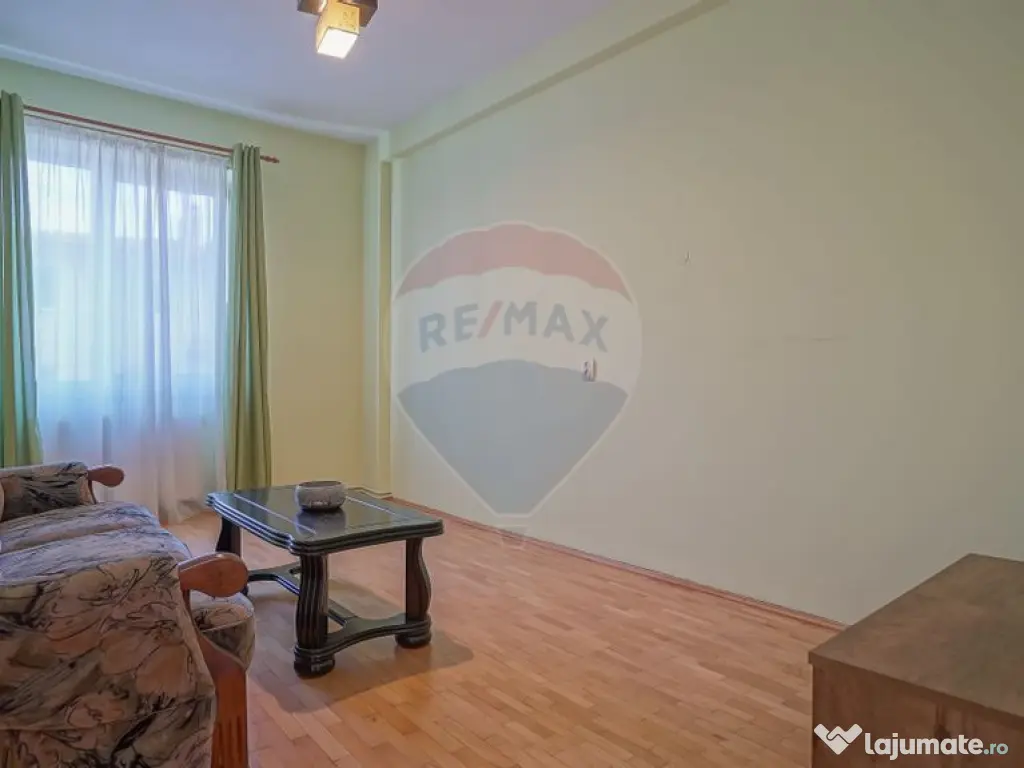 Apartament cu 3 camere de închiriat zona centrala Maior ...