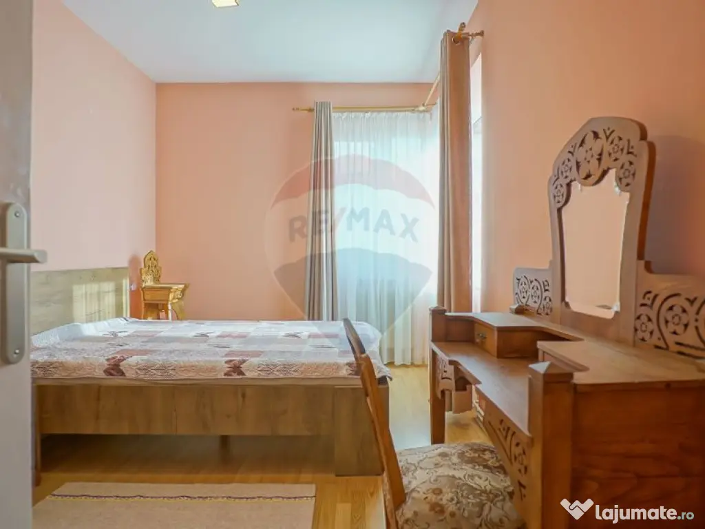 Apartament cu 3 camere de închiriat zona centrala Maior ...