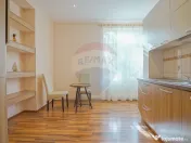 Apartament cu 3 camere de închiriat zona centrala Maior ... 